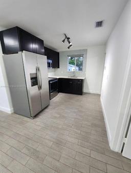 Picture of 10350 SW 175Th St, Miami, FL 33157
