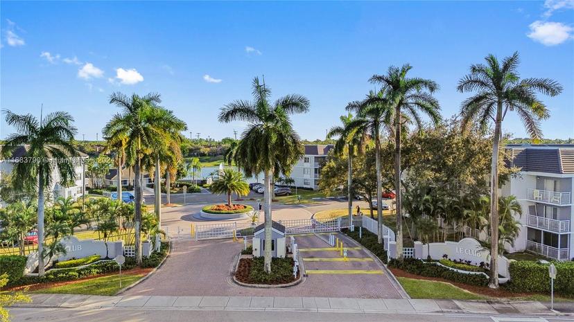 Picture of 8660 SW 212Th St # 101, Cutler Bay FL 33189