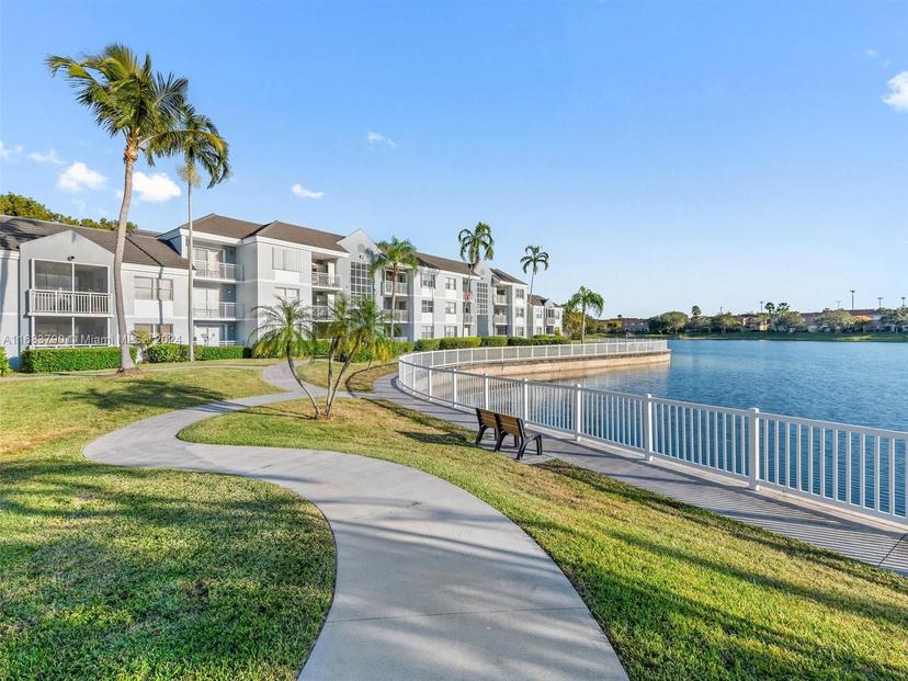 Picture of 8660 SW 212Th St # 101, Cutler Bay FL 33189