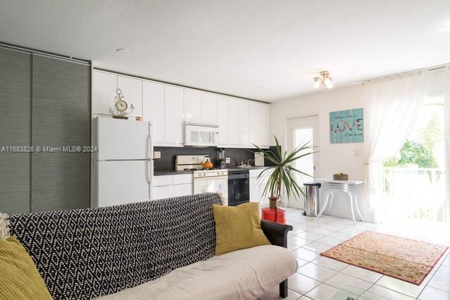 Picture of 919 Michigan Ave # 9, Miami Beach FL 33139
