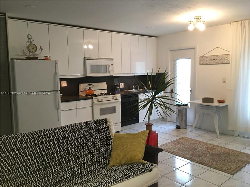 Picture of 919 Michigan Ave # 9, Miami Beach FL 33139