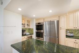 Picture of 4000 Island Bl # 904, Aventura, FL 33160