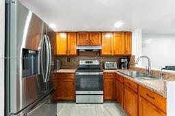 Picture of 2650 NW 28Th St # 9, Miami, FL 33142