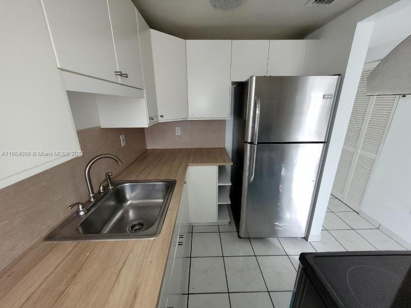 Picture of 1351 SW 4Th St # 10, Miami FL 33135