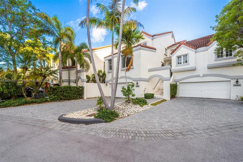 Picture of 19555 NE 37Th Ave, Aventura FL 33180