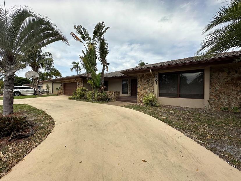 Picture of 5301 Mckinley St, Hollywood FL 33021