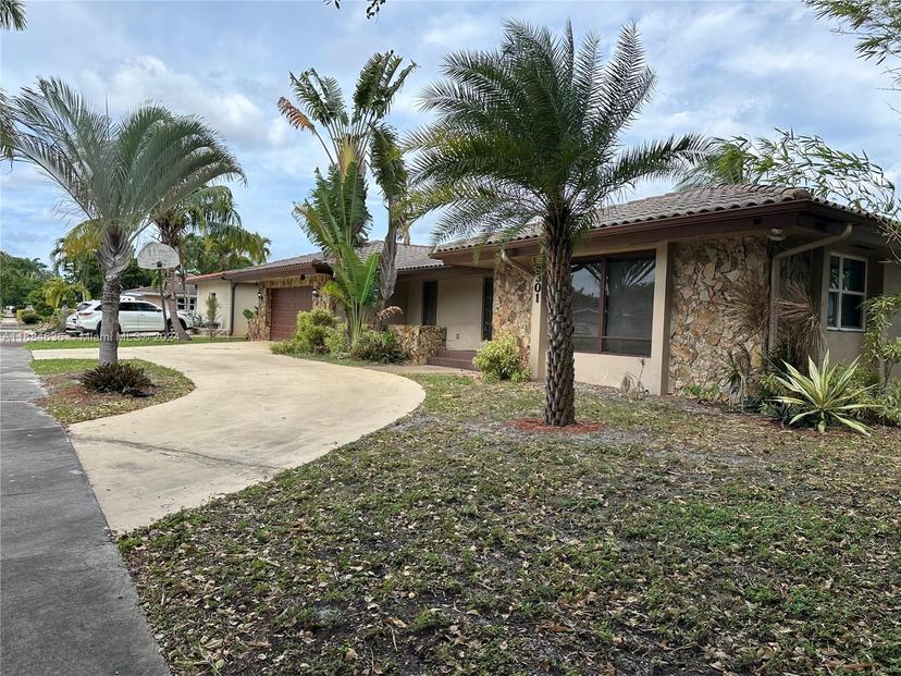 Picture of 5301 Mckinley St, Hollywood FL 33021