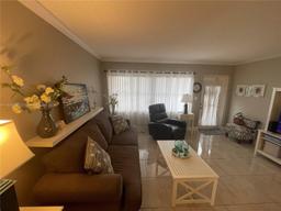 Picture of 9141 Sunrise Lakes Blvd # 206, Sunrise, FL 33322