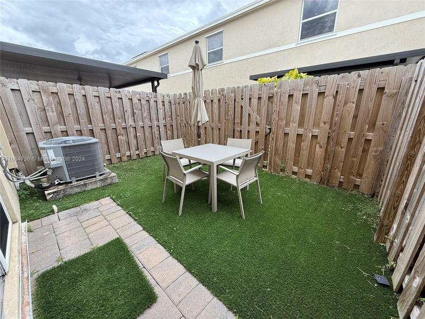 Picture of 552 NE 5Th St # 552, Florida City FL 33034