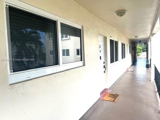 Picture of 2210 Taylor St # 204, Hollywood FL 33020