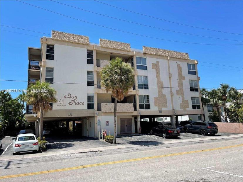 Picture of 2420 Diana Dr # 302, Hallandale Beach FL 33009