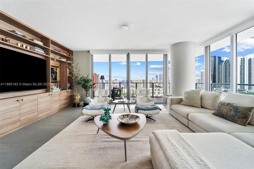 Picture of 330 Sunny Isles Blvd # 1907, Sunny Isles Beach FL 33160