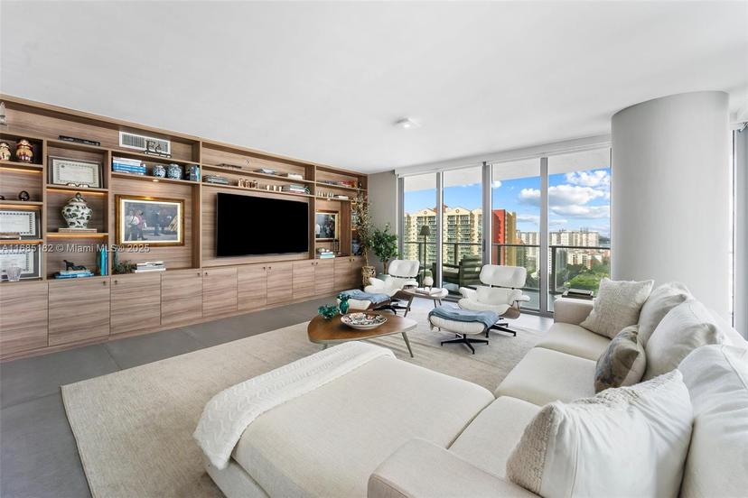 Picture of 330 Sunny Isles Blvd # 1907, Sunny Isles Beach FL 33160