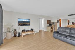 Picture of 2801 NE 183 St # 301W, Aventura, FL 33160