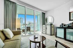 Picture of 4391 Collins Ave # 915, Miami Beach, FL 33140