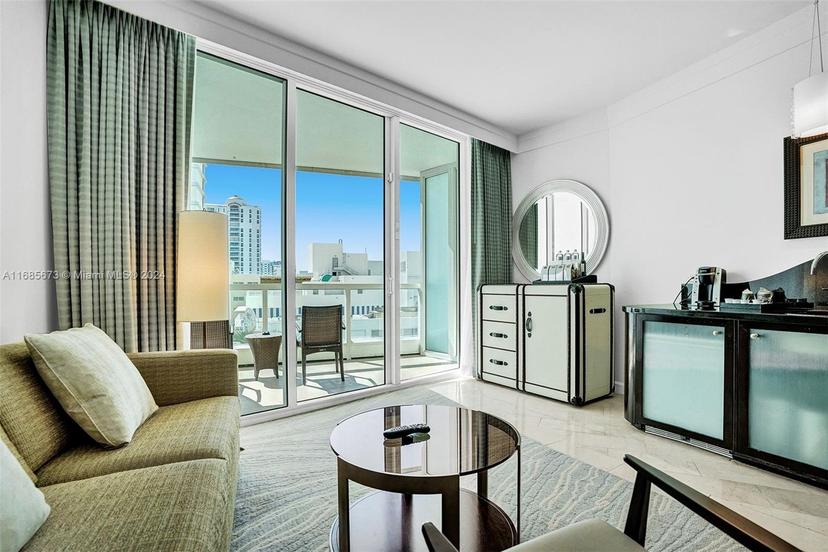 Picture of 4391 Collins Ave # 915, Miami Beach FL 33140