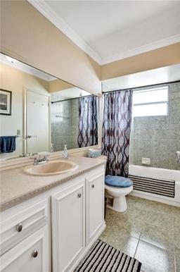 Picture of 5103 NW 35Th St # 605, Lauderdale Lakes, FL 33319