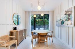 Picture of 2201 Collins Ave # 3, Miami Beach, FL 33139