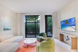 Picture of 2201 Collins Ave # 3, Miami Beach, FL 33139