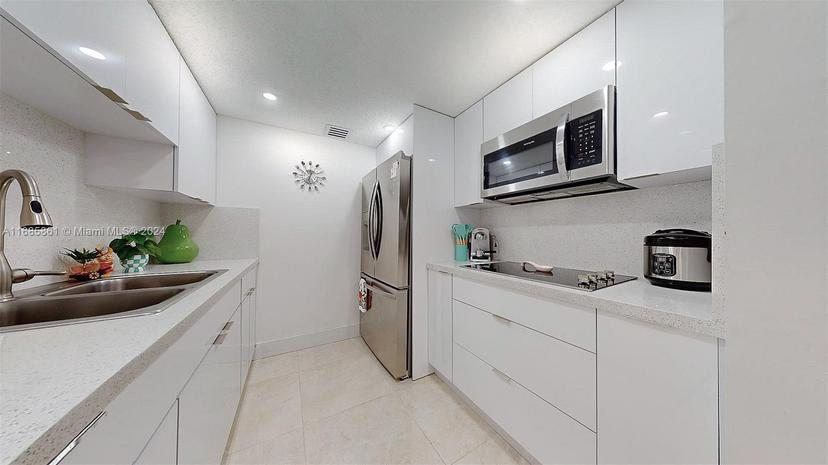 Picture of 1551 SW 135Th Ter # 203G, Pembroke Pines FL 33027
