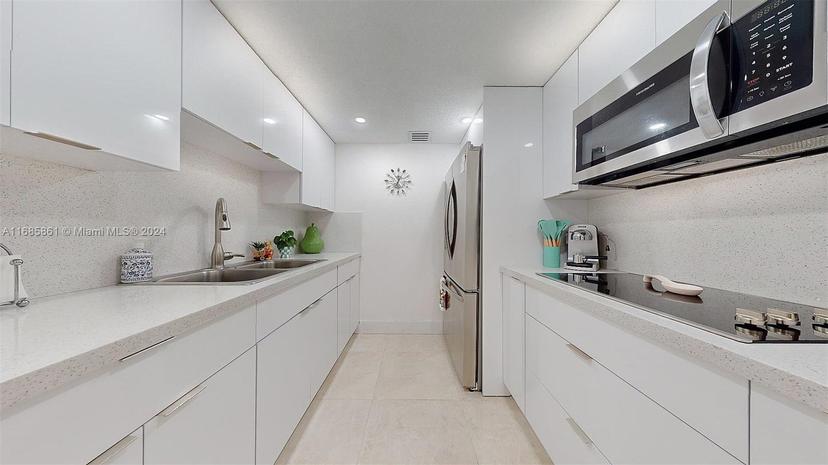 Picture of 1551 SW 135Th Ter # 203G, Pembroke Pines FL 33027