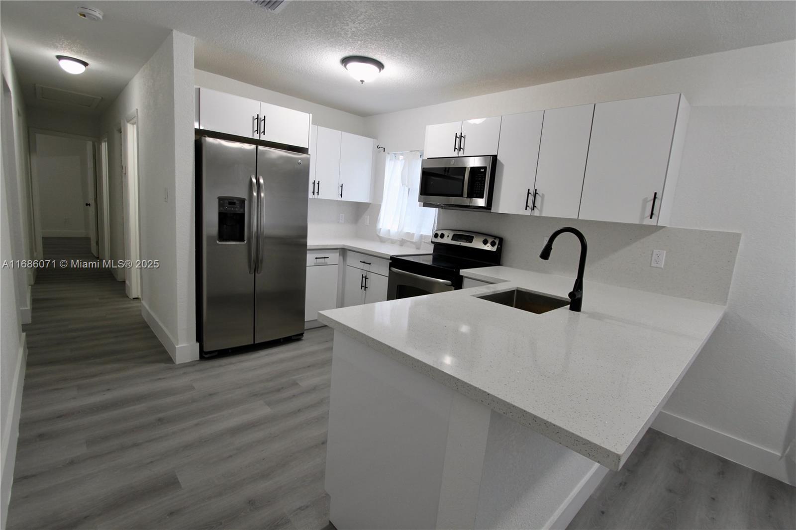Picture of 2290 NW 51St Ter, Miami, FL 33142