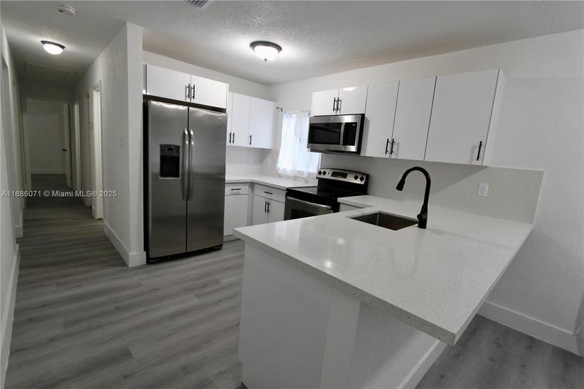 Picture of 2290 NW 51St Ter, Miami FL 33142