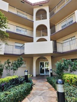 Picture of 6300 S Falls Cir Dr # 212, Lauderhill, FL 33319