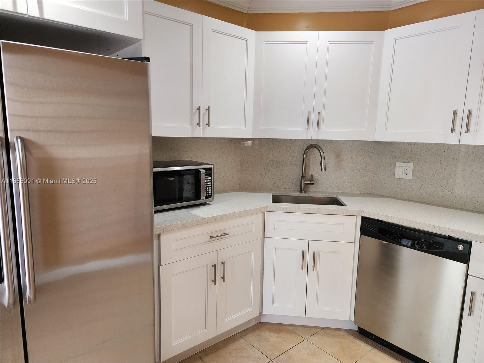 Picture of 6300 S Falls Cir Dr # 212, Lauderhill, FL 33319