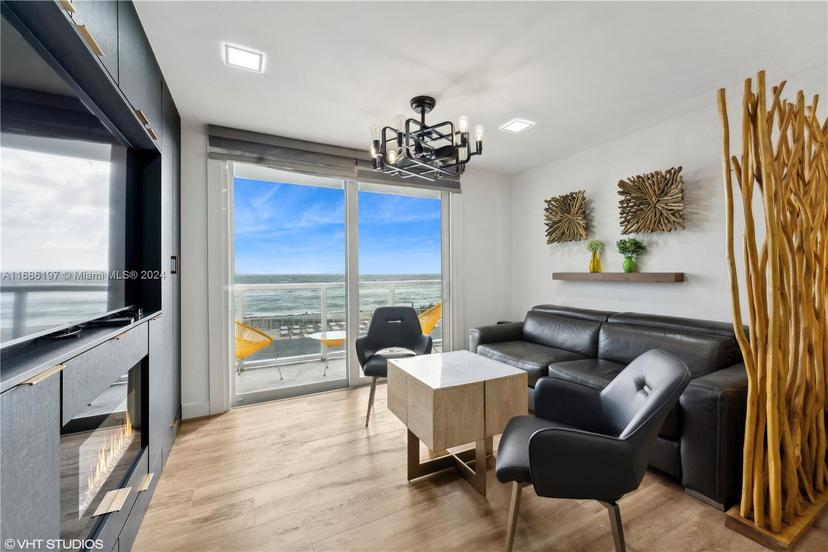 Picture of 19201 Collins Ave # 112, Sunny Isles Beach FL 33160