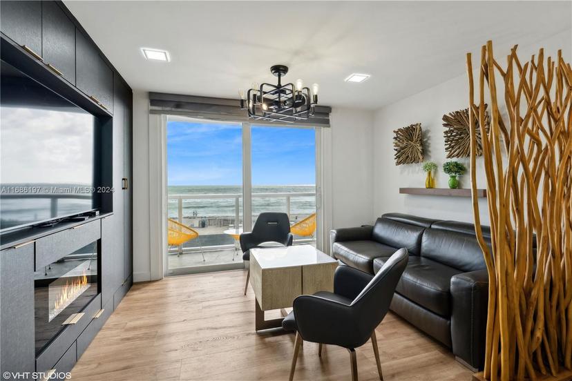 Picture of 19201 Collins Ave # 112, Sunny Isles Beach FL 33160