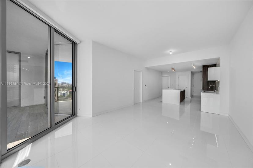 Picture of 851 NE 1St Ave # 2106, Miami FL 33132