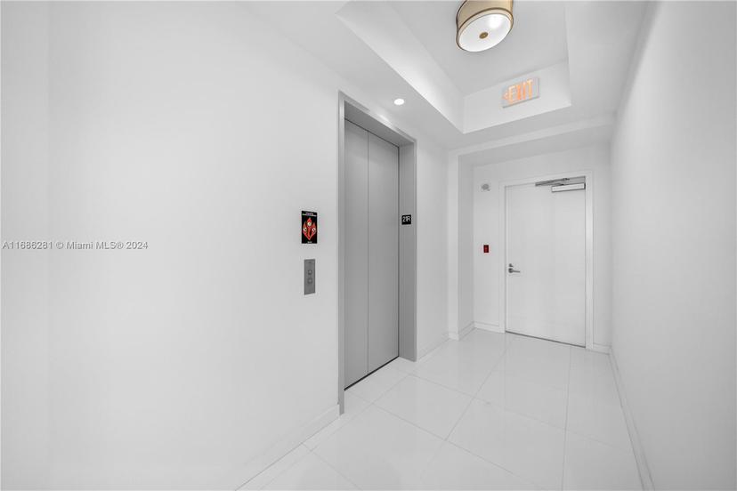 Picture of 851 NE 1St Ave # 2106, Miami FL 33132