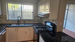 Picture of 6524 Kendale Lakes Dr # 1506, Miami, FL 33183