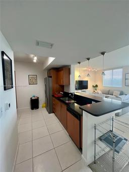 Picture of 2775 NE 187Th St # 414, Aventura, FL 33180