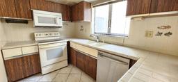 Picture of 4281 W 10Th Ct, Hialeah, FL 33012