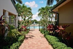 Picture of 833 Millbrae Ct # 5, West Palm Beach, FL 33401