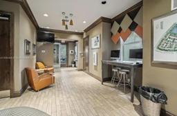 Picture of 833 Millbrae Ct # 5, West Palm Beach, FL 33401