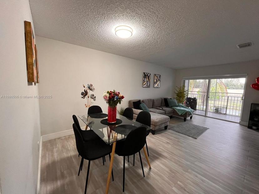 Picture of 4736 NW 114Th Ave # 205, Doral FL 33178