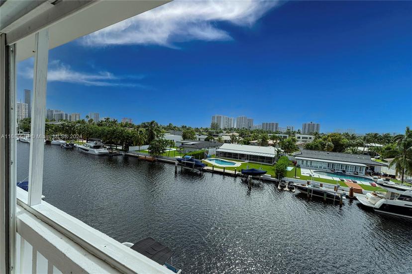 Picture of 455 Paradise Isle Blvd # 402, Hallandale Beach FL 33009