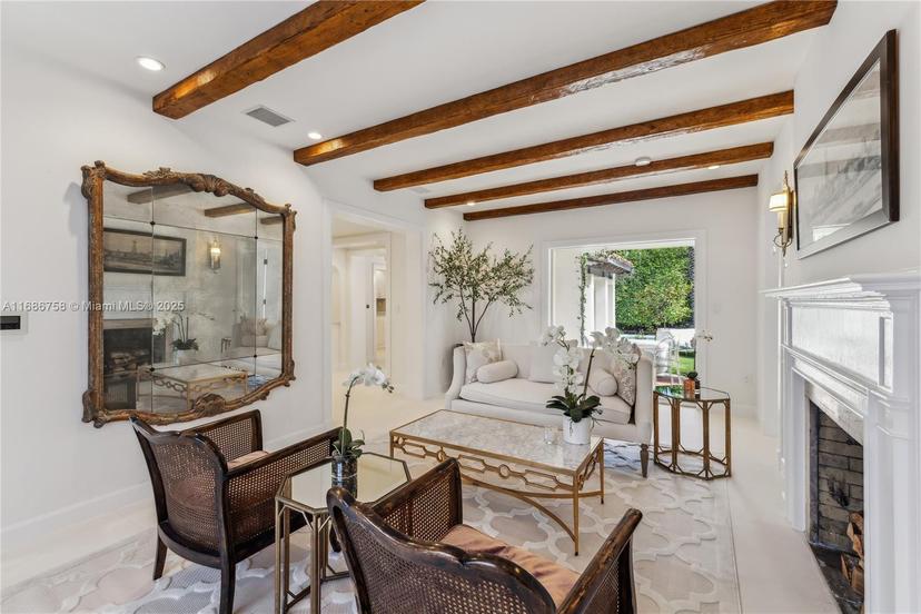 Picture of 5711 N Bay Rd, Miami Beach FL 33140
