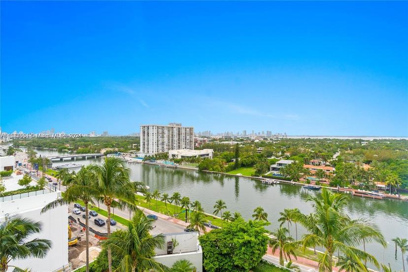 Picture of 4401 Collins Av # 1214, Miami Beach FL 33140