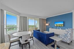 Picture of 4401 Collins Av # 1214, Miami Beach, FL 33140