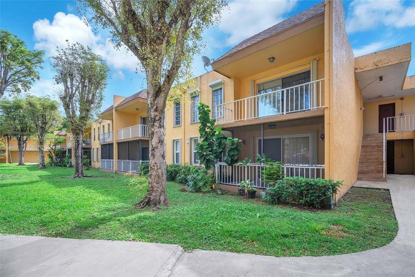 Picture of 13700 SW 62Nd St # 216, Miami FL 33183