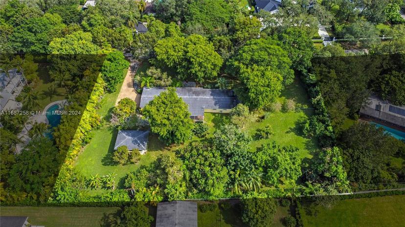 Picture of 11600 SW 69Th Ave, Pinecrest FL 33156