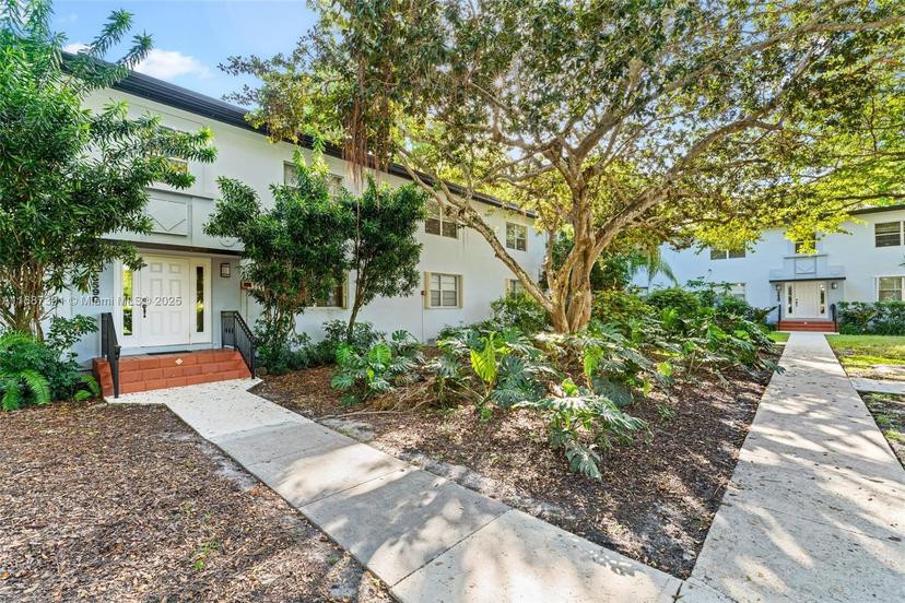 Picture of 5590 SW 78Th St # 135D, Miami FL 33143