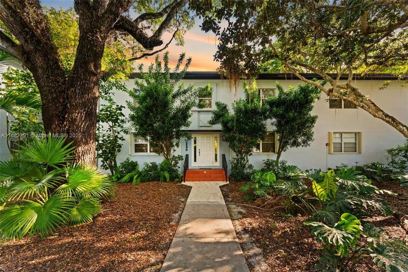 Picture of 5590 SW 78Th St # 135D, Miami FL 33143