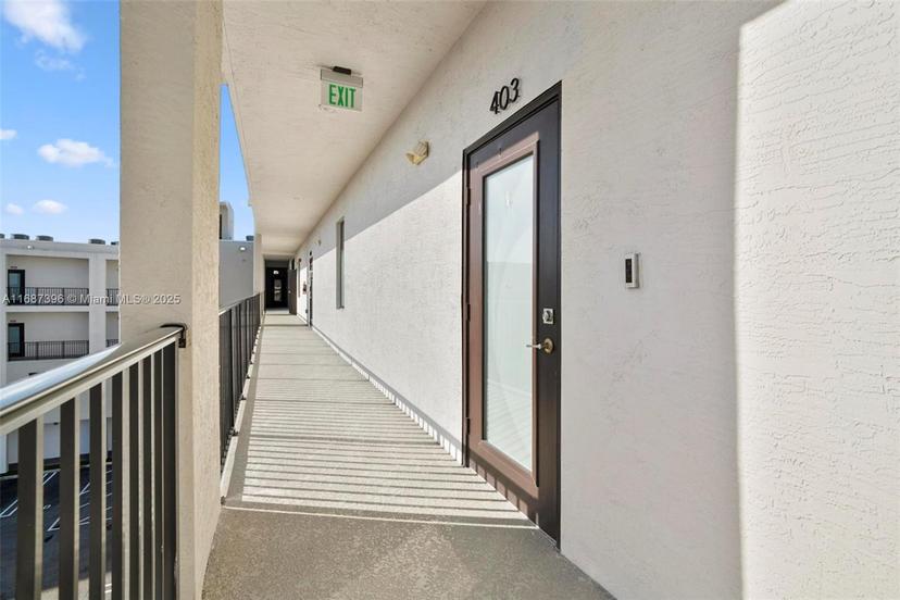 Picture of 8265 NW 41St St # 403, Doral FL 33166