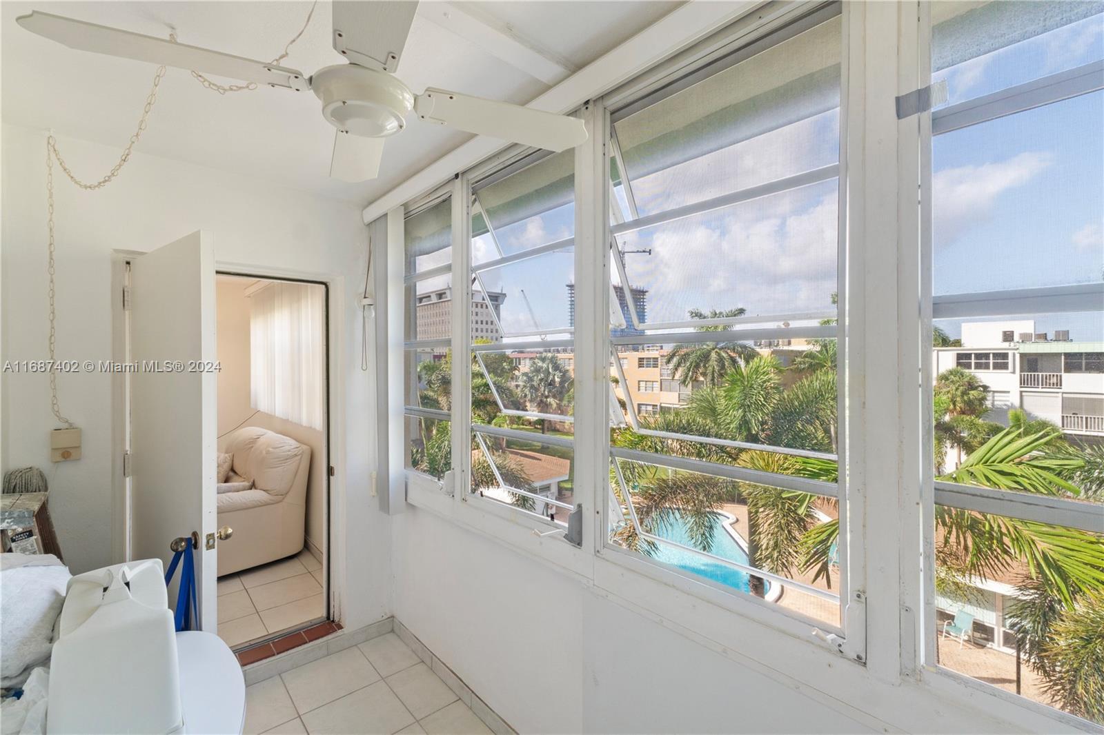 Picture of 1333 E Hallandale Beach Blvd # 409, Hallandale Beach, FL 33009