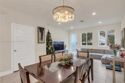 Picture of 6425 NW 103Rd Pl # 102, Doral, FL 33178